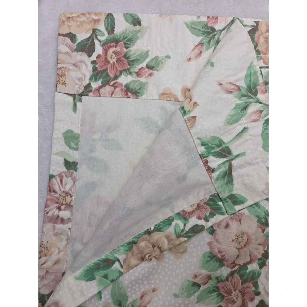 Vintage 80 90s Cottagecore Grandmillennial Floral Drapes Dots Romantic Chintz